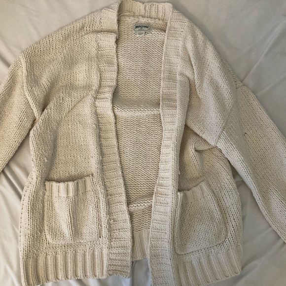 AMERICAN EAGLE Cardigan - Picture 2 of 4